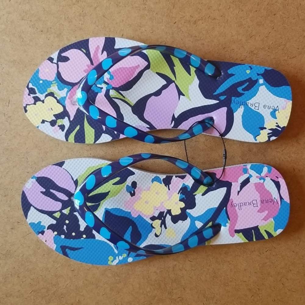 Vera Bradley Marian Floral Size small 5-6 flip flops NWOT
